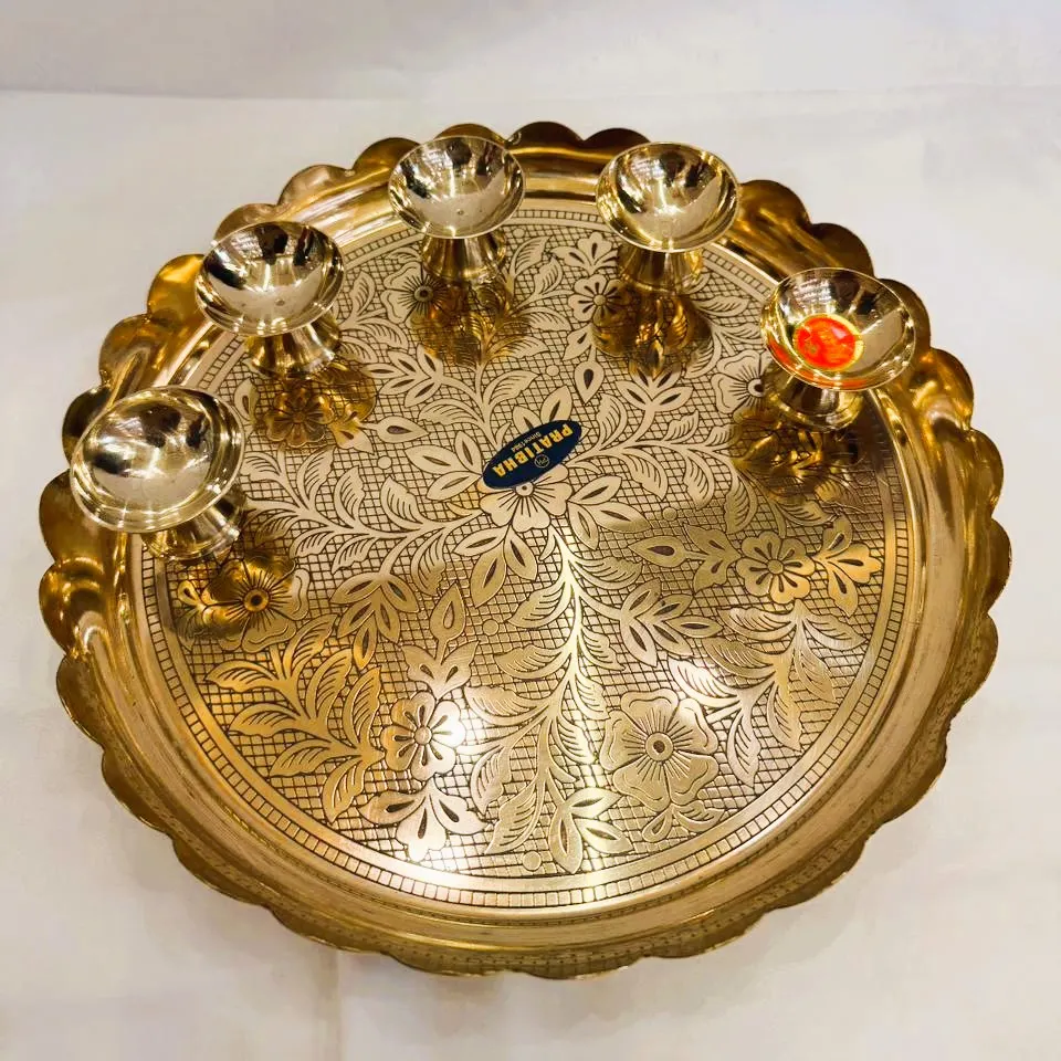 Pure Brass Pooja Thali Set with 5 Diyas – Floral Engraved Aarti Plate | 10.5 Inch
